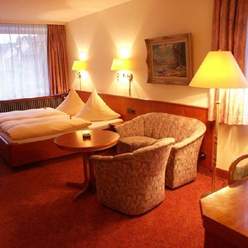 Hotel Buck Бад-Урах Екстер'єр фото